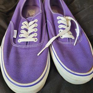 Vans Classic lowtops (Purple and white)(Mens)(Size 12)